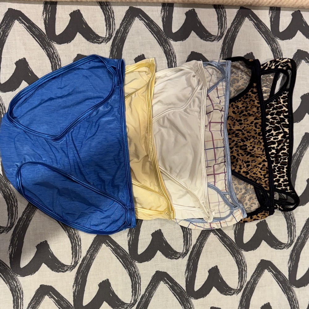 Vanity Fair Blue and Yellow Lingerie